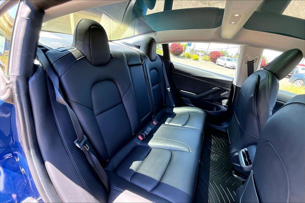 2021 Tesla Model 3 Standard Range Plus OR