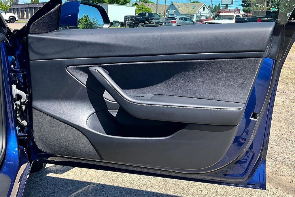 2021 Tesla Model 3 Standard Range Plus OR