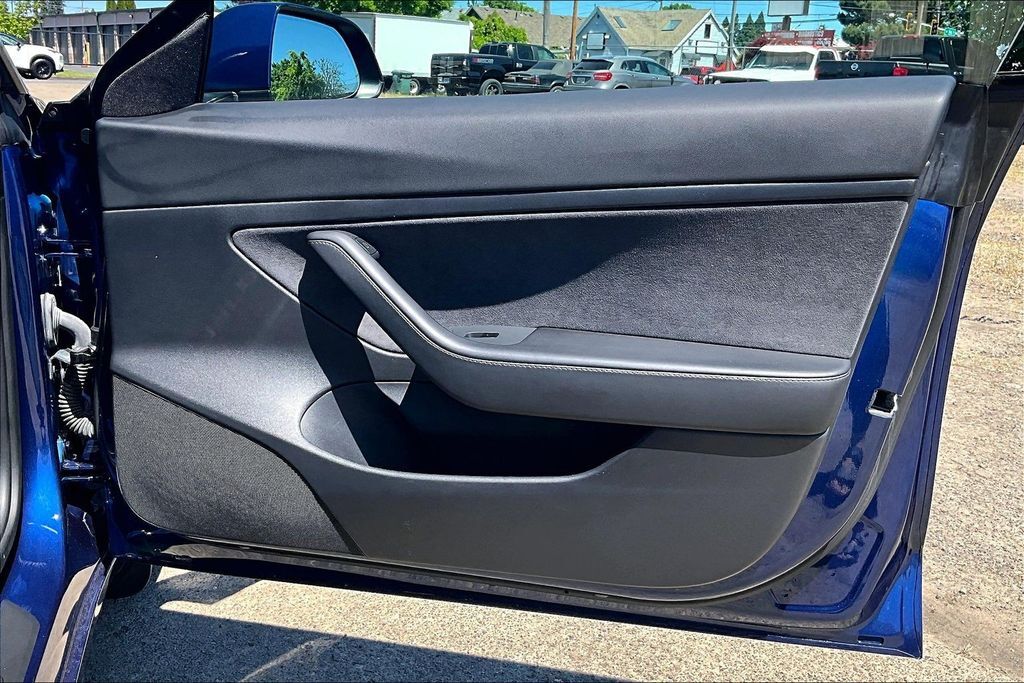 2021 Tesla Model 3 Standard Range Plus OR