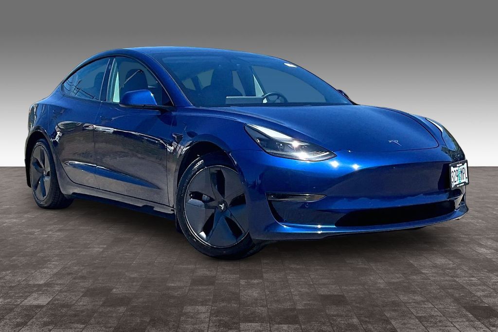 2021 Tesla Model 3 Standard Range Plus