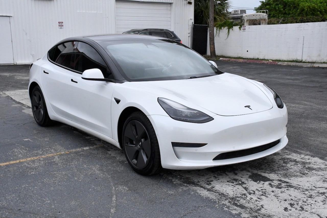 2021 Tesla Model 3 Standard Range Plus
