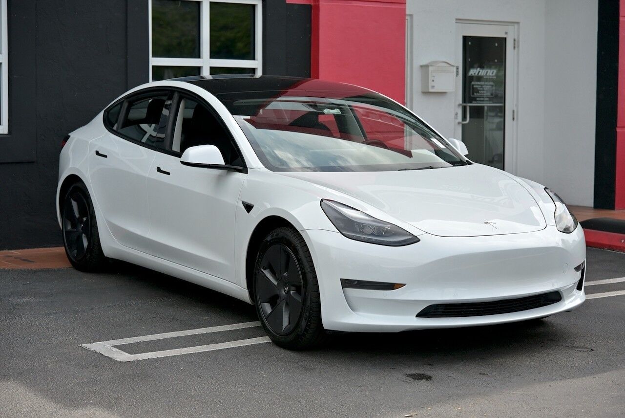 2021 Tesla Model 3 Standard Range Plus