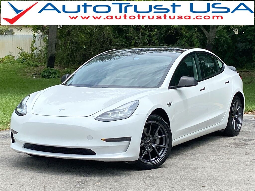 2021 Tesla Model 3 Standard Range Plus