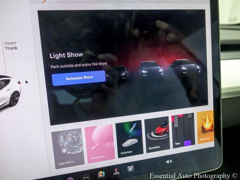 2021 Tesla Model 3 Standard Range Plus PRICE INCLUDES $4000 IRS TAX CREDIT!! YOU MUST QUALIFY! Willowbrook IL