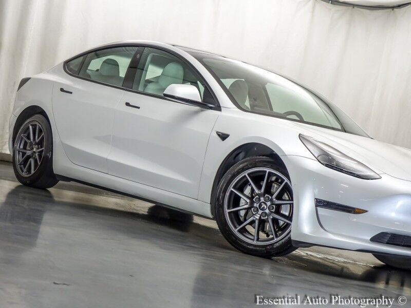 2021 Tesla Model 3 Standard Range Plus PRICE INCLUDES $4000 IRS TAX CREDIT!! YOU MUST QUALIFY! Willowbrook IL
