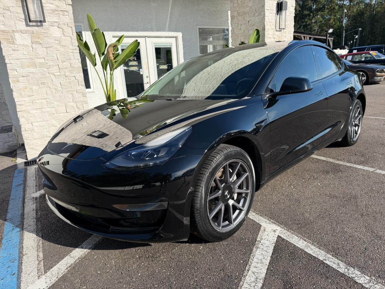 2021 Tesla Model 3 Standard Range Plus RWD