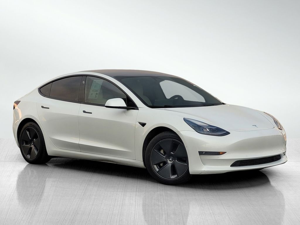 2021 Tesla Model 3 Standard Range Plus