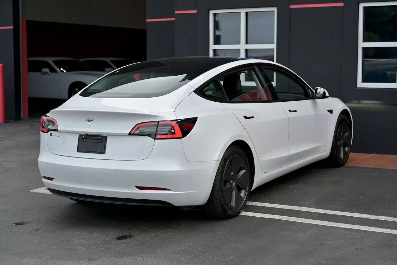 2021 Tesla Model 3 Standard Range Plus Sedan 4D Doral FL