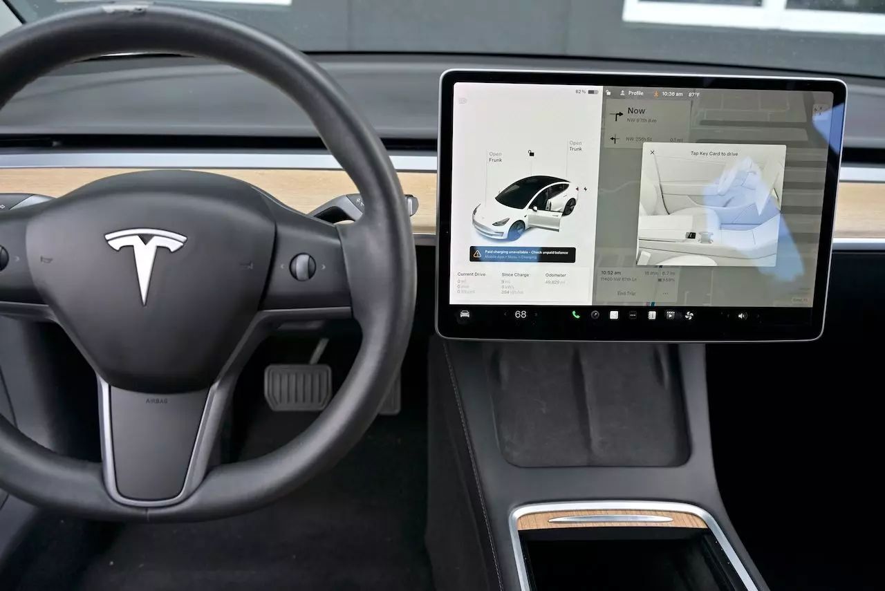 2021 Tesla Model 3 Standard Range Plus Sedan 4D Doral FL