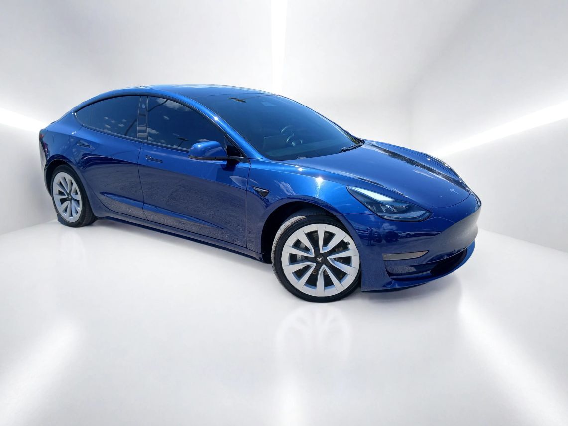 2021 Tesla Model 3 Standard Range Plus Sedan 4D