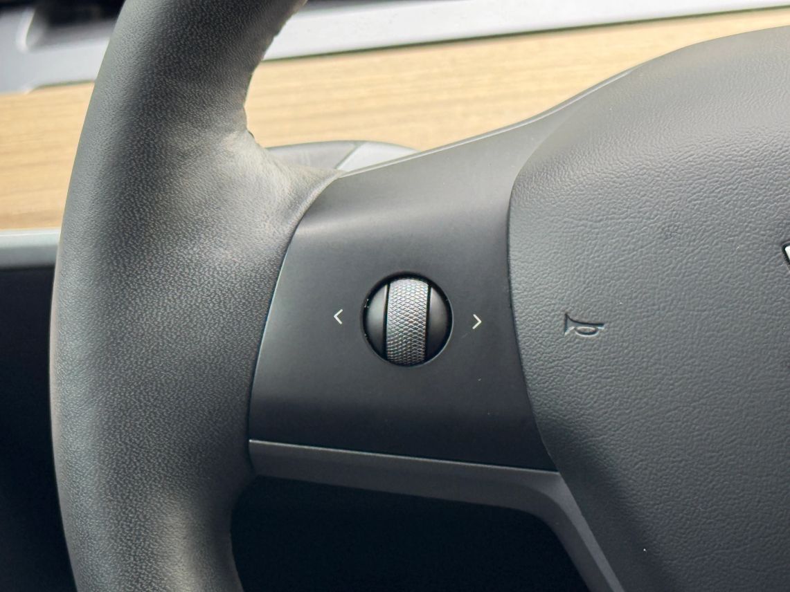 2021 Tesla Model 3 Standard Range Plus Sedan 4D