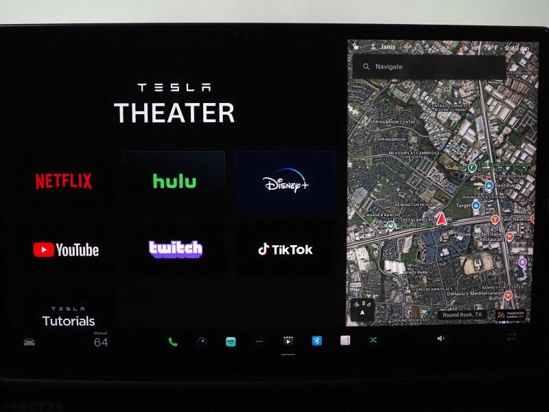 2021 Tesla Model S Long Range AWD *AUTOPILOT, NAVIGATION, SAFETY ALERTS, ADAPTIVE CRUISE, SURROUND VIEW CAMERAS, PANORAMA GLASS ROOF, CLIMATE SEATS, YOKE STEERING, WIRELESS CHARGING Round Rock TX