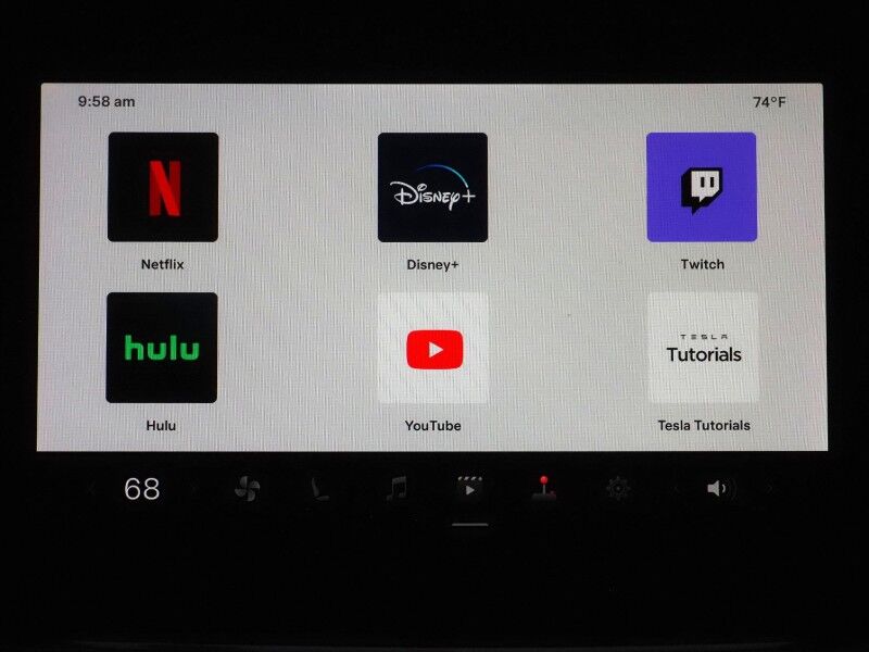 2021 Tesla Model S Long Range AWD *AUTOPILOT, NAVIGATION, SAFETY ALERTS, ADAPTIVE CRUISE, SURROUND VIEW CAMERAS, PANORAMA GLASS ROOF, CLIMATE SEATS, YOKE STEERING, WIRELESS CHARGING Round Rock TX