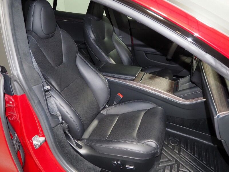 2021 Tesla Model S Long Range AWD *TRAFFIC AWARE CRUISE CONTROL, NAVIGATION, ADAPTIVE CRUISE, SAFETY ALERTS, SURROUND VIEW CAMERAS, PANORAMA GLASS ROOF, CLIMATE SEATS, HEATED YOKE STEERING, WIRELESS CHARGING