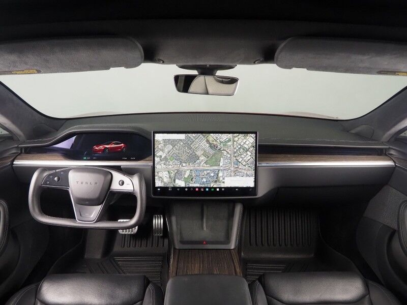 2021 Tesla Model S Long Range AWD *TRAFFIC AWARE CRUISE CONTROL, NAVIGATION, ADAPTIVE CRUISE, SAFETY ALERTS, SURROUND VIEW CAMERAS, PANORAMA GLASS ROOF, CLIMATE SEATS, HEATED YOKE STEERING, WIRELESS CHARGING