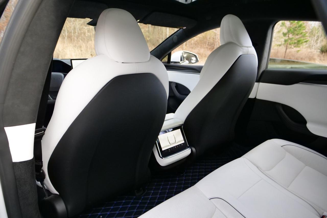 2021 Tesla Model S Plaid / White Interior / Heated & Cooled Seats! Lincolnton NC