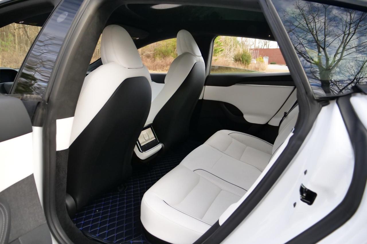 2021 Tesla Model S Plaid / White Interior / Heated & Cooled Seats! Lincolnton NC