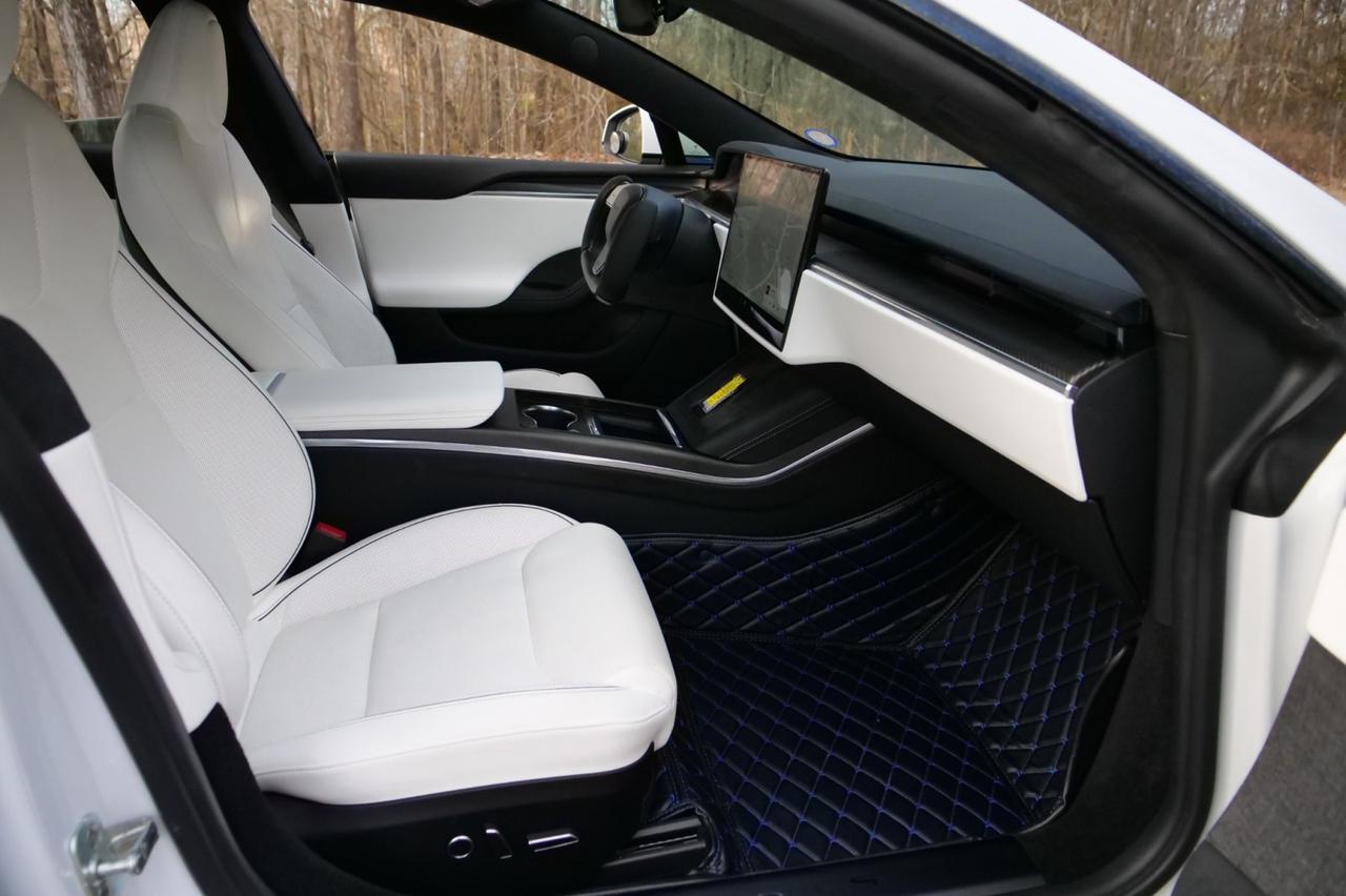 2021 Tesla Model S Plaid / White Interior / Heated & Cooled Seats! Lincolnton NC