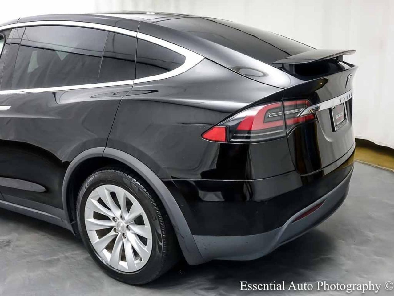 2021 Tesla Model X Long Range Plus Willowbrook IL