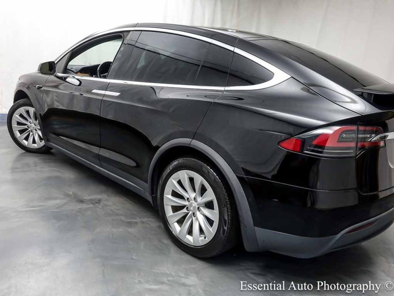 2021 Tesla Model X Long Range Plus Willowbrook IL