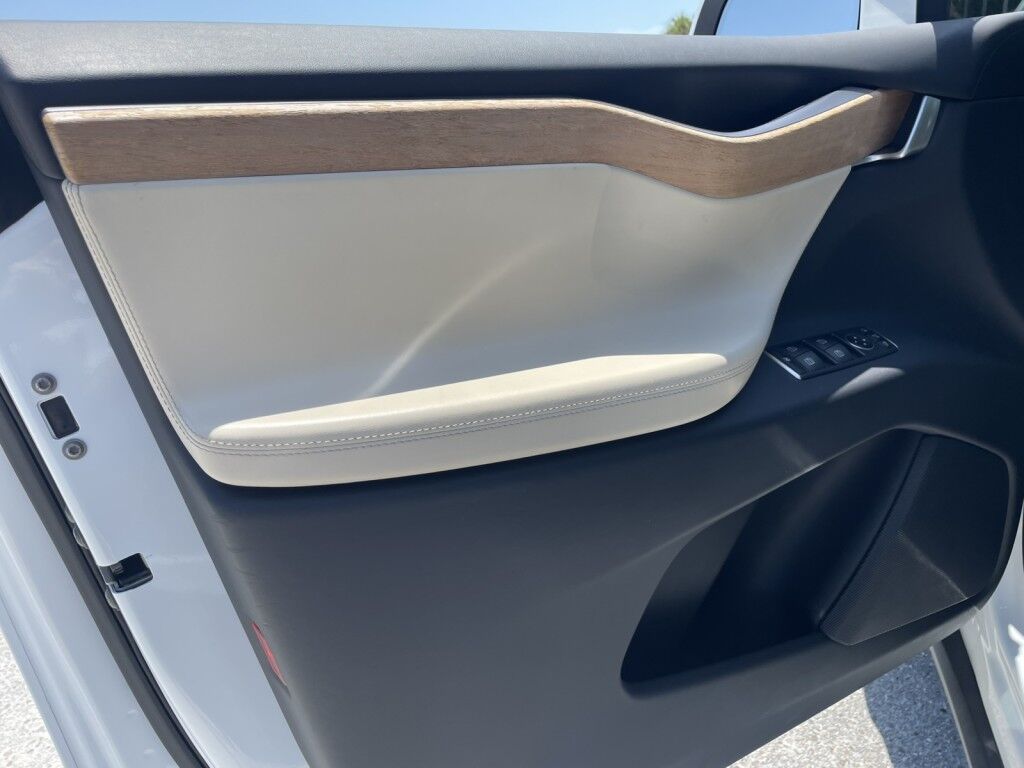 2021 Tesla Model X~LONG RANGE~CLEAN CARFAX~ Long Range Sarasota FL