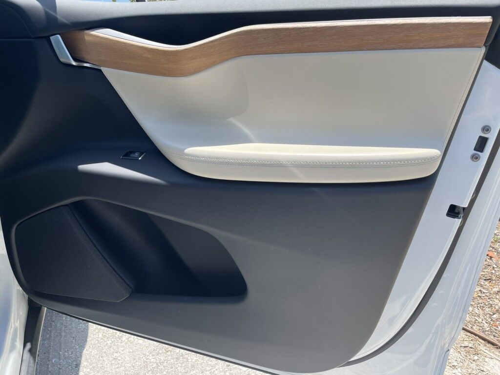 2021 Tesla Model X~LONG RANGE~CLEAN CARFAX~ Long Range Sarasota FL