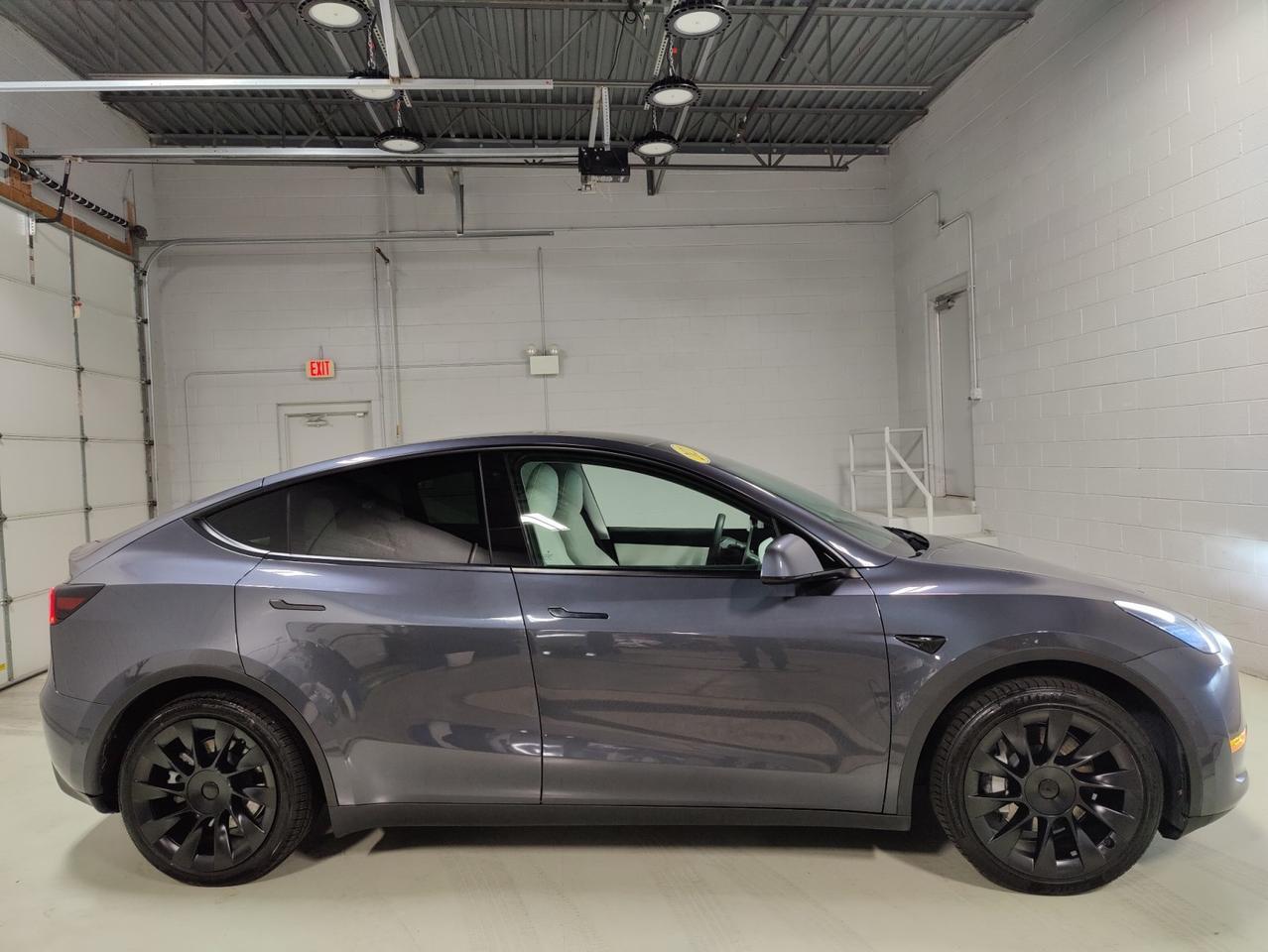 Used 2021 Tesla Model Y Long Range AWD 3RD Row Seating in Carol Stream IL