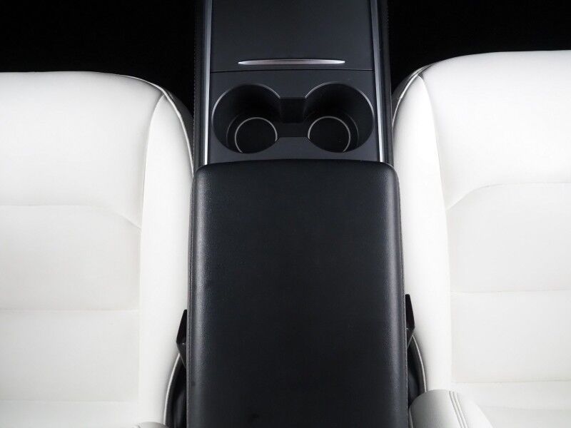 2021 Tesla Model Y Long Range AWD *AUTOPILOT, NAVIGATION, SAFETY ALERTS, ADAPTIVE CRUISE, SURROUND VIEW CAMERAS, PANORAMA GLASS ROOF, HEATED SEATS/STEERING WHEEL, WIRELESS CHARGING Round Rock TX