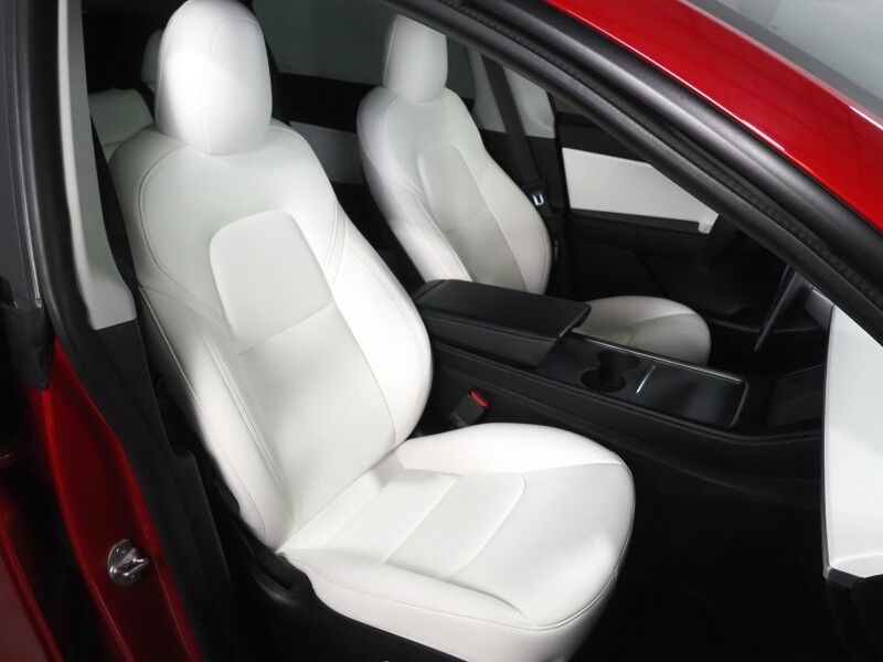 2021 Tesla Model Y Long Range AWD *AUTOPILOT, NAVIGATION, SAFETY ALERTS, ADAPTIVE CRUISE, SURROUND VIEW CAMERAS, PANORAMA GLASS ROOF, HEATED SEATS/STEERING WHEEL, WIRELESS CHARGING Round Rock TX