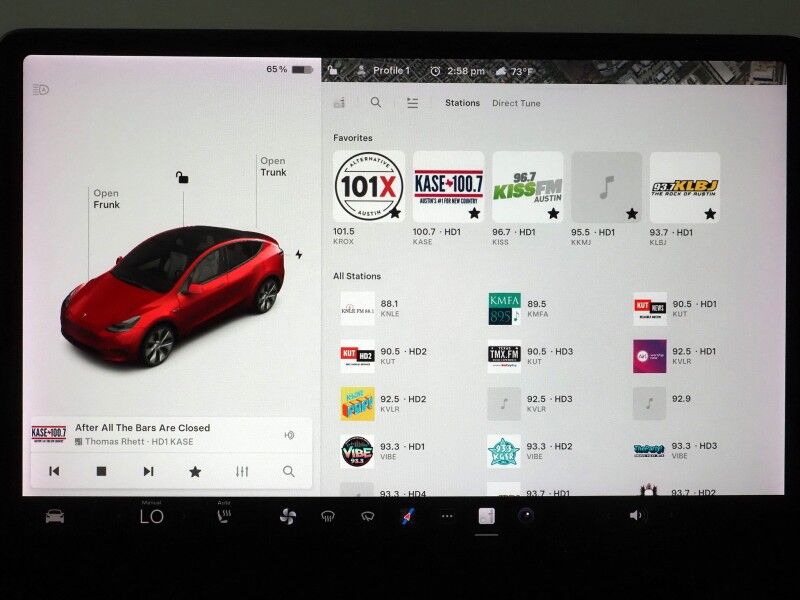2021 Tesla Model Y Long Range AWD *AUTOPILOT, NAVIGATION, SAFETY ALERTS, ADAPTIVE CRUISE, SURROUND VIEW CAMERAS, PANORAMA GLASS ROOF, HEATED SEATS/STEERING WHEEL, WIRELESS CHARGING Round Rock TX
