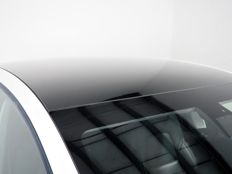 2021 Tesla Model Y Long Range AWD *FULL SELF-DRIVING ENABLED, ACCELERATION BOOST, AUTOPILOT, NAVIGATION, SAFETY ALERTS, ADAPTIVE CRUISE, 360 CAMERAS, PANO GLASS ROOF, HEATED SEATS/STEERING WHEEL, 20 INDUCTION WHEELS, WIRELESS CHARGING Round Rock TX