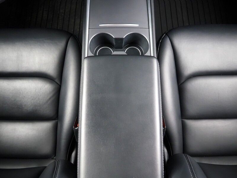 2021 Tesla Model Y Long Range AWD *FULL SELF-DRIVING ENABLED, ACCELERATION BOOST, AUTOPILOT, NAVIGATION, SAFETY ALERTS, ADAPTIVE CRUISE, 360 CAMERAS, PANO GLASS ROOF, HEATED SEATS/STEERING WHEEL, 20 INDUCTION WHEELS, WIRELESS CHARGING Round Rock TX