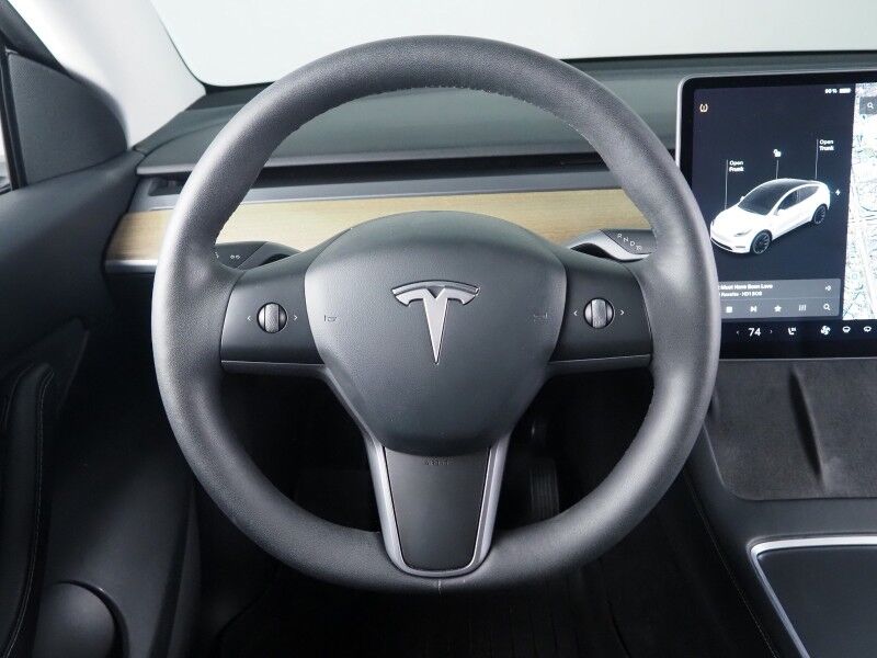 2021 Tesla Model Y Long Range AWD *FULL SELF-DRIVING ENABLED, ACCELERATION BOOST, AUTOPILOT, NAVIGATION, SAFETY ALERTS, ADAPTIVE CRUISE, 360 CAMERAS, PANO GLASS ROOF, HEATED SEATS/STEERING WHEEL, 20 INDUCTION WHEELS, WIRELESS CHARGING Round Rock TX
