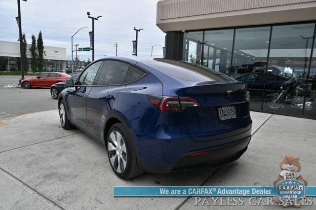 2021 Tesla Model Y Long Range / AWD / Front & Rear Heated Leather Seats / Heated Steering Wheel / NAV / Fixed Glass Roof / Lane Departure & Blind Spot Alert / Bluetooth / Backup Camera / 326 Mile Range / Only 12K Miles / 1-Owner Anchorage AK