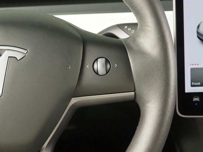 2021 Tesla Model Y Long Range AWD *TRAFFIC AWARE CRUISE CONTROL, NAVIGATION, SAFETY ALERTS, SURROUND VIEW CAMERAS, PANORAMA GLASS ROOF, HEATED SEATS/STEERING WHEEL, 20 INCH WHEELS, WIRELESS CHARGING Round Rock TX