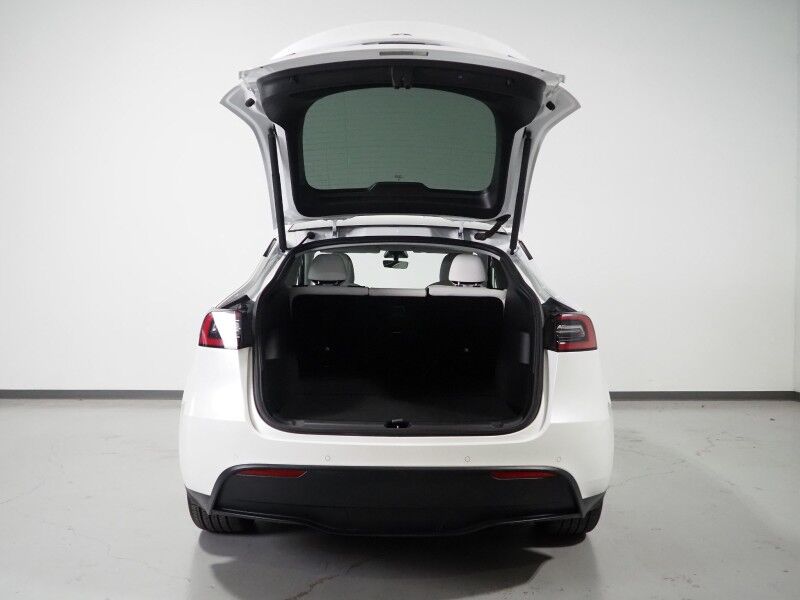 2021 Tesla Model Y Long Range AWD *TRAFFIC AWARE CRUISE CONTROL, NAVIGATION, SAFETY ALERTS, SURROUND VIEW CAMERAS, PANORAMA GLASS ROOF, HEATED SEATS/STEERING WHEEL, 20 INCH WHEELS, WIRELESS CHARGING Round Rock TX