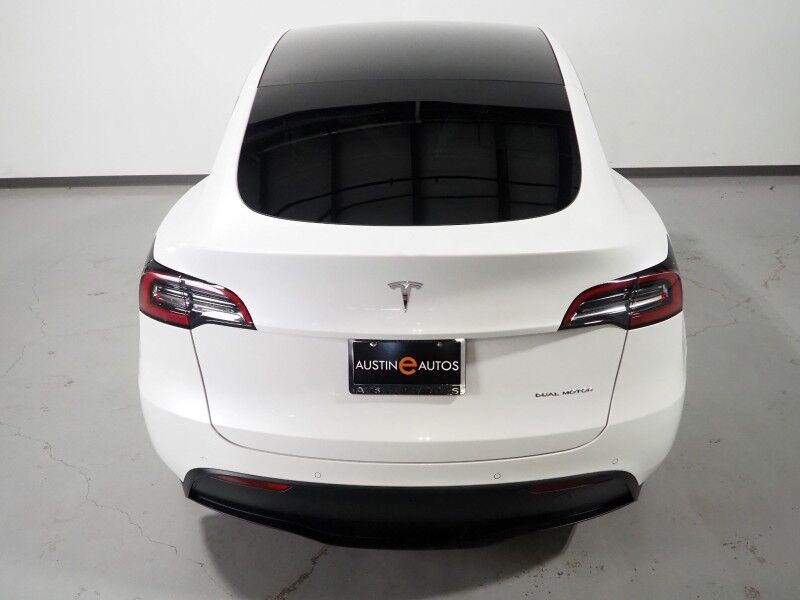 2021 Tesla Model Y Long Range AWD *TRAFFIC AWARE CRUISE CONTROL, NAVIGATION, SAFETY ALERTS, SURROUND VIEW CAMERAS, PANORAMA GLASS ROOF, HEATED SEATS/STEERING WHEEL, 20 INCH WHEELS, WIRELESS CHARGING Round Rock TX