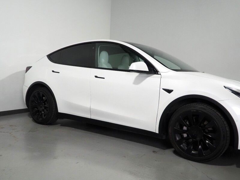 2021 Tesla Model Y Long Range AWD *TRAFFIC AWARE CRUISE CONTROL, NAVIGATION, SAFETY ALERTS, SURROUND VIEW CAMERAS, PANORAMA GLASS ROOF, HEATED SEATS/STEERING WHEEL, 20 INCH WHEELS, WIRELESS CHARGING Round Rock TX