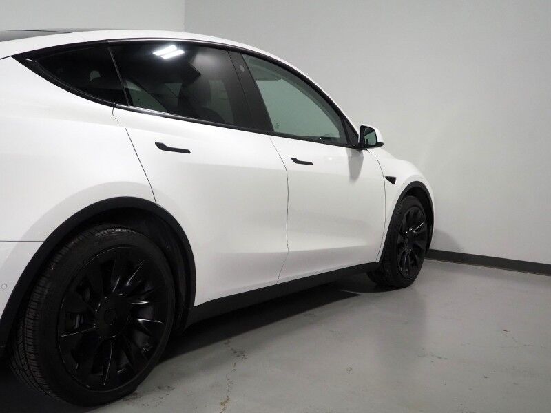 2021 Tesla Model Y Long Range AWD *TRAFFIC AWARE CRUISE CONTROL, NAVIGATION, SAFETY ALERTS, SURROUND VIEW CAMERAS, PANORAMA GLASS ROOF, HEATED SEATS/STEERING WHEEL, 20 INCH WHEELS, WIRELESS CHARGING Round Rock TX