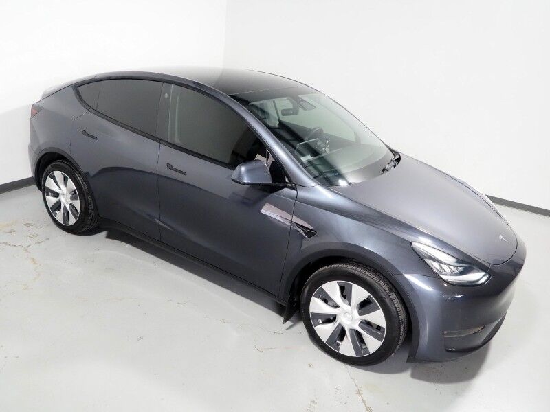 2021 Tesla Model Y Long Range AWD *TRAFFIC AWARE CRUISE CONTROL, NAVIGATION, SAFETY ALERTS, SURROUND VIEW CAMERAS, PANORAMA GLASS ROOF, HEATED SEATS/STEERING WHEEL, WIRELESS CHARGING Round Rock TX