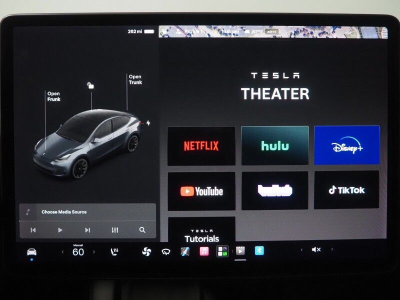 2021 Tesla Model Y Long Range AWD *TRAFFIC AWARE CRUISE CONTROL, NAVIGATION, SAFETY ALERTS, SURROUND VIEW CAMERAS, PANORAMA GLASS ROOF, HEATED SEATS/STEERING WHEEL, WIRELESS CHARGING Round Rock TX