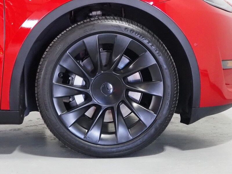 2021 Tesla Model Y Long Range AWD *TRAFFIC AWARE CRUISE CONTROL, NAVIGATION, SAFETY ALERTS, SURROUND VIEW CAMERAS, PANORAMA GLASS ROOF, HEATED SEATS/STEERING WHEEL, WIRELESS CHARGING Round Rock TX