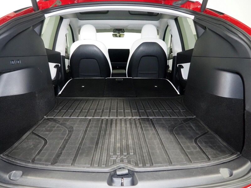 2021 Tesla Model Y Long Range AWD *TRAFFIC AWARE CRUISE CONTROL, NAVIGATION, SAFETY ALERTS, SURROUND VIEW CAMERAS, PANORAMA GLASS ROOF, HEATED SEATS/STEERING WHEEL, WIRELESS CHARGING Round Rock TX