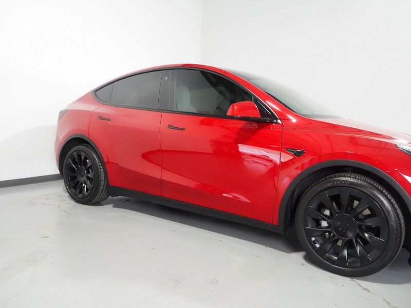 2021 Tesla Model Y Long Range AWD *TRAFFIC AWARE CRUISE CONTROL, NAVIGATION, SAFETY ALERTS, SURROUND VIEW CAMERAS, PANORAMA GLASS ROOF, HEATED SEATS/STEERING WHEEL, WIRELESS CHARGING Round Rock TX
