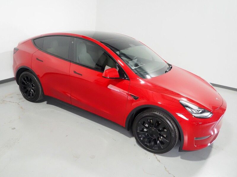2021 Tesla Model Y Long Range AWD *TRAFFIC AWARE CRUISE CONTROL, NAVIGATION, SAFETY ALERTS, SURROUND VIEW CAMERAS, PANORAMA GLASS ROOF, HEATED SEATS/STEERING WHEEL, WIRELESS CHARGING Round Rock TX