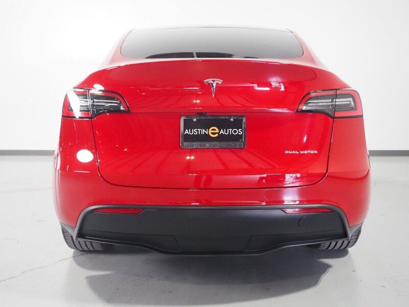 2021 Tesla Model Y Long Range AWD *TRAFFIC AWARE CRUISE CONTROL, NAVIGATION, SAFETY ALERTS, SURROUND VIEW CAMERAS, PANORAMA GLASS ROOF, HEATED SEATS/STEERING WHEEL, WIRELESS CHARGING Round Rock TX