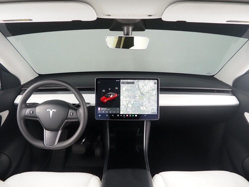 2021 Tesla Model Y Long Range AWD *TRAFFIC AWARE CRUISE CONTROL, NAVIGATION, SAFETY ALERTS, SURROUND VIEW CAMERAS, PANORAMA GLASS ROOF, HEATED SEATS/STEERING WHEEL, WIRELESS CHARGING Round Rock TX