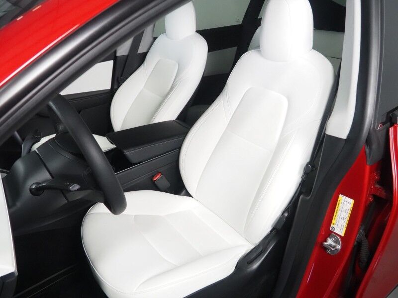 2021 Tesla Model Y Long Range AWD *TRAFFIC AWARE CRUISE CONTROL, NAVIGATION, SAFETY ALERTS, SURROUND VIEW CAMERAS, PANORAMA GLASS ROOF, HEATED SEATS/STEERING WHEEL, WIRELESS CHARGING Round Rock TX