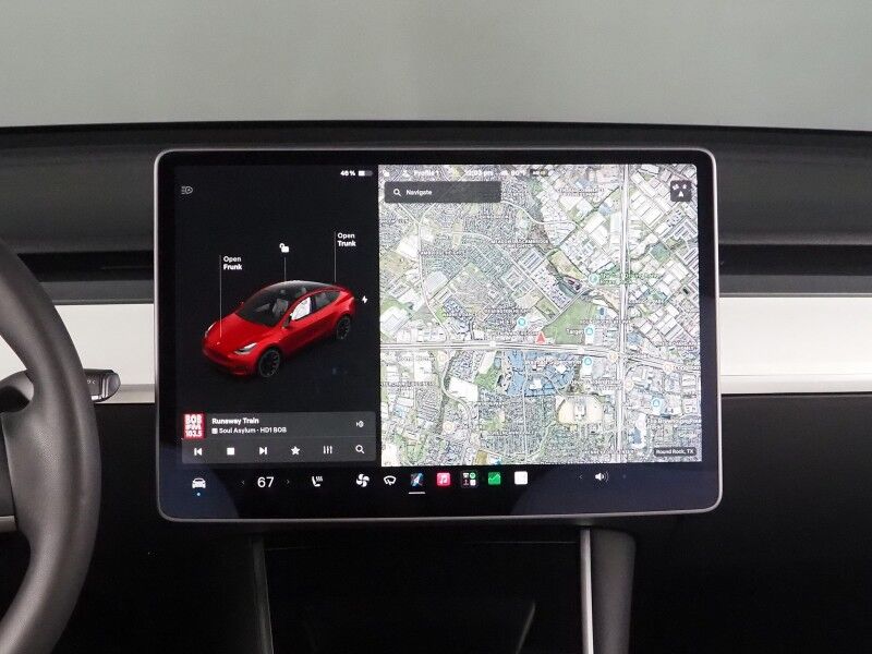 2021 Tesla Model Y Long Range AWD *TRAFFIC AWARE CRUISE CONTROL, NAVIGATION, SAFETY ALERTS, SURROUND VIEW CAMERAS, PANORAMA GLASS ROOF, HEATED SEATS/STEERING WHEEL, WIRELESS CHARGING Round Rock TX