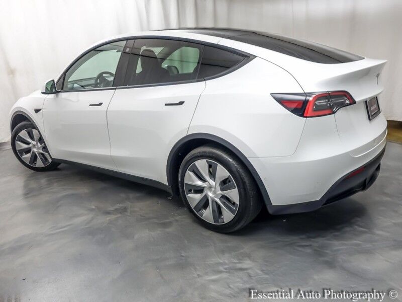 2021 Tesla Model Y Long Range PRICE INCLUDES $4000 IRS TAX CREDIT!! YOU MUST QUALIFY!! Willowbrook IL